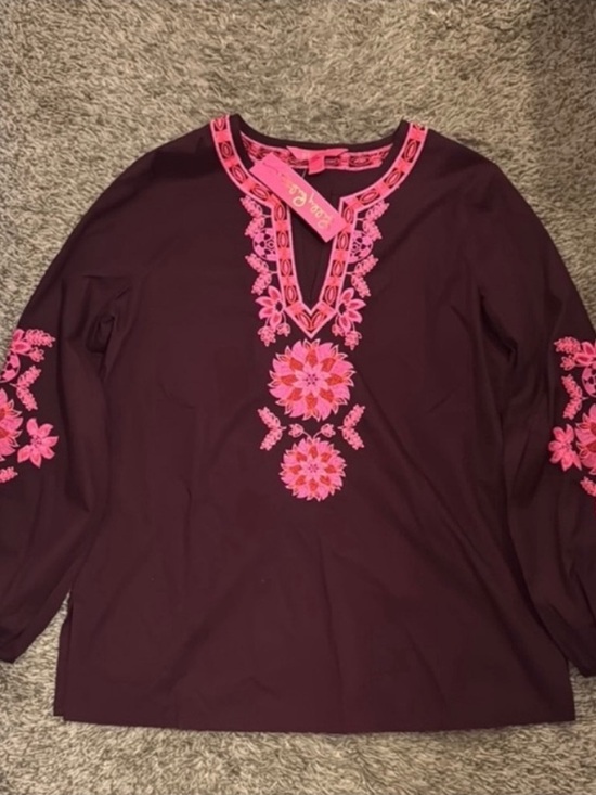 Lilly Pulitzer Tops - NWT Lilly Pulitzer top size xs